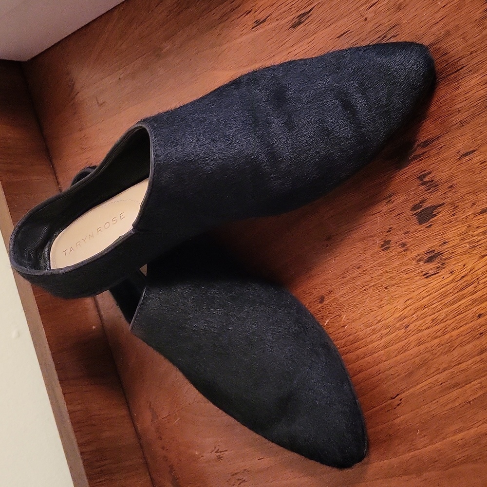 Taryn Rose "Elene" Haircalf Mule Slip-On Flats 7.5 EUC